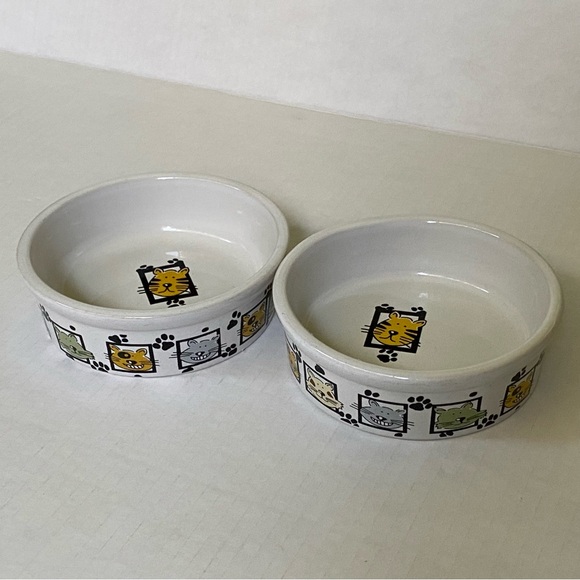 Cat Dish Set 5” Ceramic Tiger Cat 2 Bowls Water Food Signature White Kitties - Picture 6 of 16